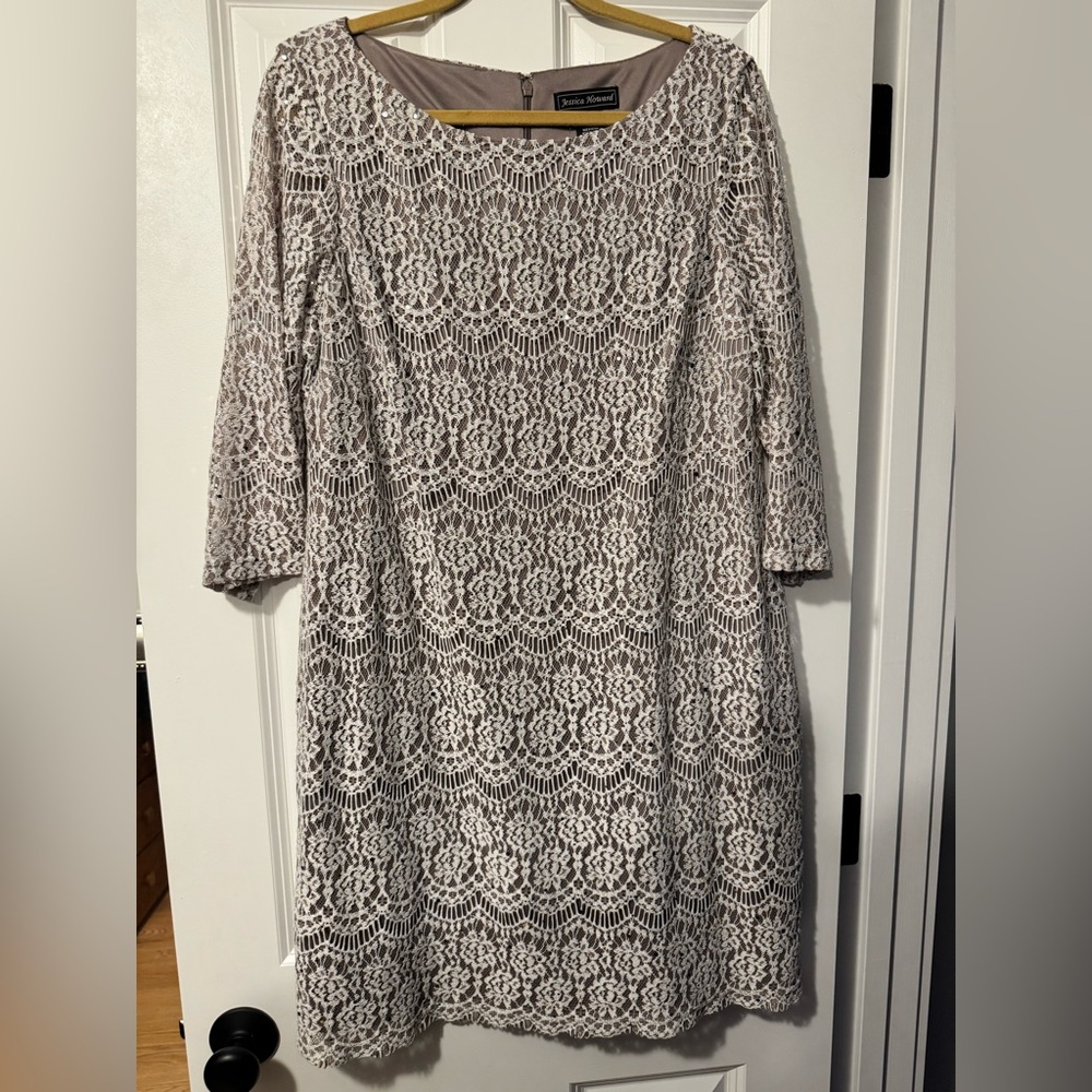 Jessica Howard Long Sleeve Lace Dress in White